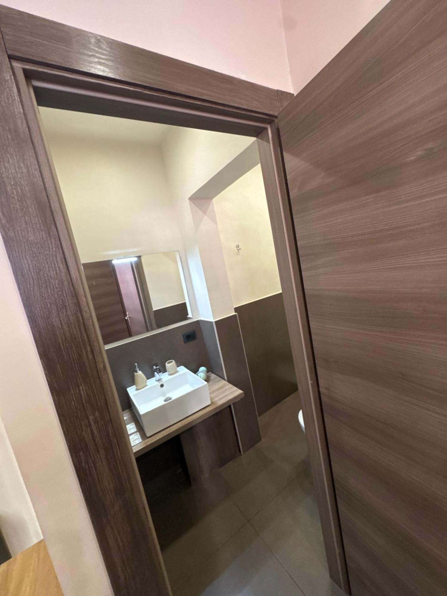 Sistra Bed & Breakfast คาตาเนีย ภายนอก รูปภาพ